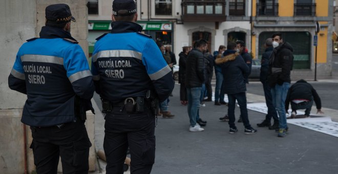 La Policía Nacional pide imputar al jefe de la Local de Siero por "al menos" tres presuntos delitos de acoso laboral