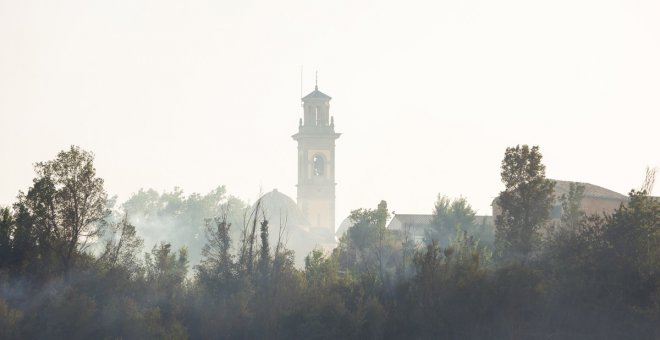 El calor extremo provoca una ola de incendios en media España