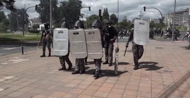 Las calles de Quito se convierten en una escenario de guerra