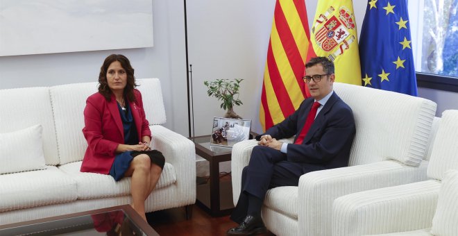 El Gobierno se compromete a impulsar la Mesa de Diálogo con Catalunya tras la crisis de Pegasus