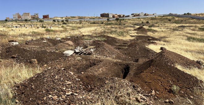 Fosas en el cementerio de Nador para enterrar la masacre de la valla de Melilla