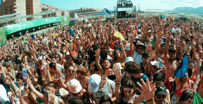 Denuncian al Reggaeton Beach Festival por prohibir el acceso con comida y bebida del exterior