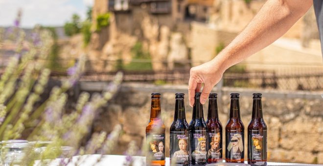 'Mirando pa Cuenca', un grupo cervecero local bautiza una de sus variedades con el dicho popular como reclamo