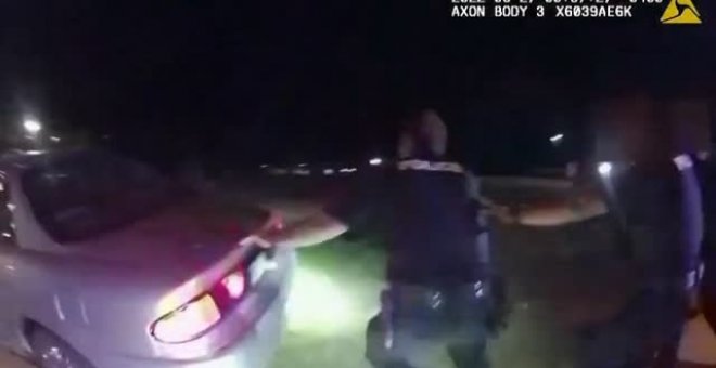 Un hombre negro desarmado es acribillado por la policía en Ohio