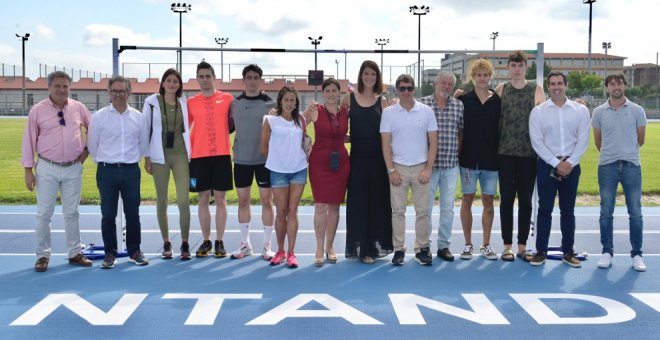 La pista de atletismo del complejo Ruth Beitia queda reinaugurada tras su renovación