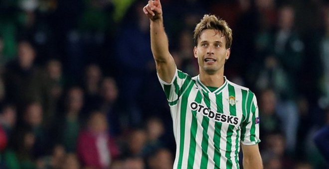 Descubre el reto de Sergio Canales a Joaquín en la charla previa a un partido