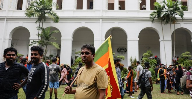 El presidente y el primer ministro de Sri Lanka anuncian su dimisión tras la revolución social por la profunda crisis económica