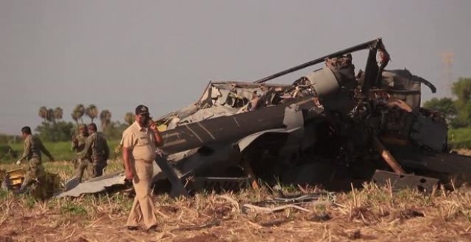 Mueren catorce personas al estrellarse un helicóptero de la marina mexicana en Sinaloa