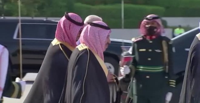 Biden se despide de Arabia Saudí y regresa a Washington tras una cumbre con líderes árabes