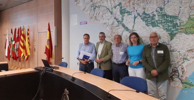Celebran el 75 aniversario del cierre de las compuertas del Pantano del Ebro