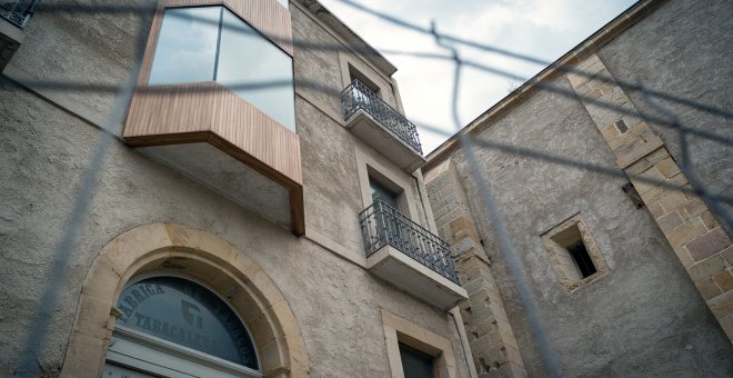 Arrancan las visitas guiadas al edificio de Tabacalera de Gijón