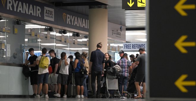 La sexta jornada de huelga de Ryanair deja tres cancelaciones y casi cien vuelos con retraso