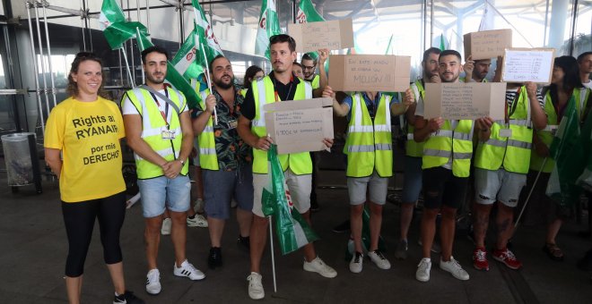 La séptima jornada de huelga de Ryanair dificulta la circulación prevista en el aeropuerto Barcelona-El Prat