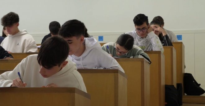 Alegría propone una EBAU con menos exámenes y una prueba de madurez académica