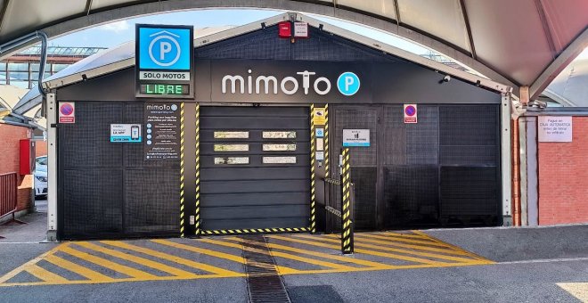 Este es el primer aparcamiento cerrado de España para motos, bicis y patinetes eléctricos en una estación