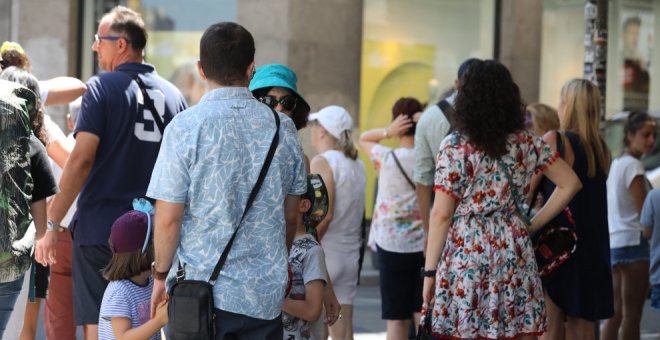 Cantabria suma otro fallecido mientras baja la incidencia y los hospitalizados