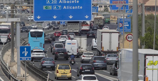 Tranquilidad en las carreteras españolas en el domingo de la operación salida