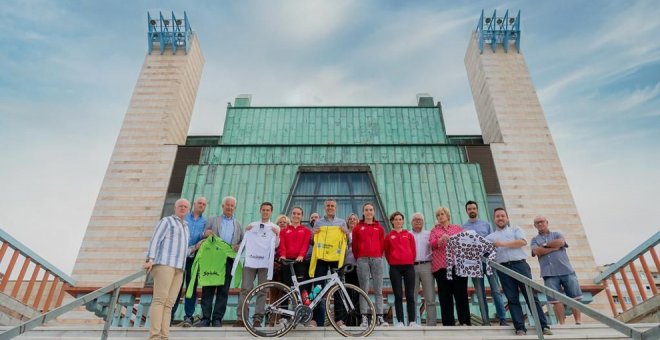 La Vuelta Ciclista Femenina a Cantabria cadete y junior recorre este fin de semana Ampuero, Meruelo y Camargo