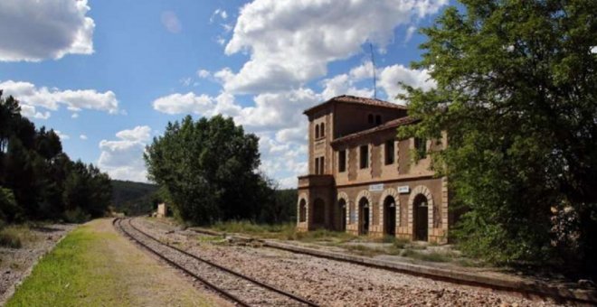 SOS y llamada a la acción para salvaguardar el patrimonio asociado a la línea del tren convencional en Cuenca
