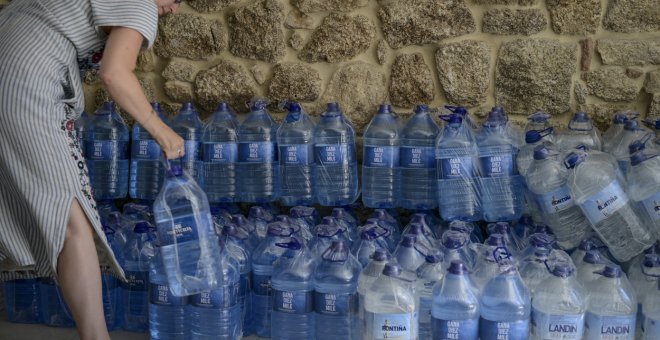Ribadavia inicia el reparto de agua ante la sequía: "La situación está mal"