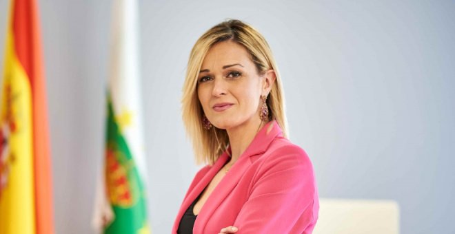 La alcaldesa de Piélagos protagoniza la prensa rosa de Cantabria