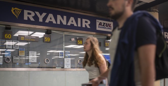 Dos vuelos cancelados y 59 retrasos en la segunda jornada de huelga en Ryanair