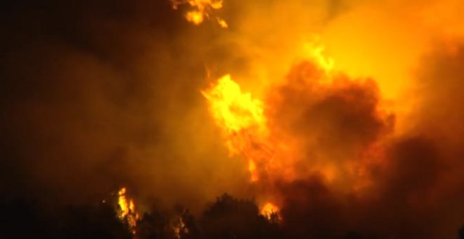 Las lluvias de la noche alivian pero no ayudan a controlar el incendio de Bejís