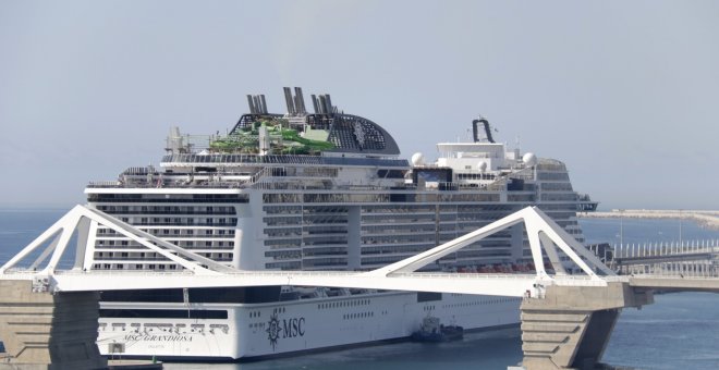 Los cruceros en Barcelona vuelven a las cifras previas a la covid sin mitigar su impacto ambiental