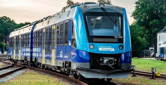 Los trenes propulsados por hidrógeno Coradia iLint entran oficialmente en servicio