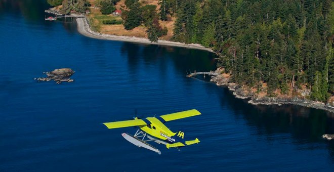 Un avión eléctrico completa su primer vuelo comercial recorriendo 72 kilómetros