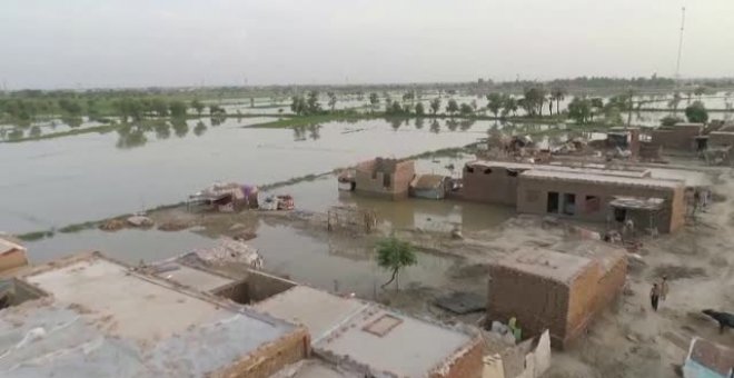 Pakistán reclama más ayuda internacional para hacer frente a las peores inundaciones sufridas en 30 años