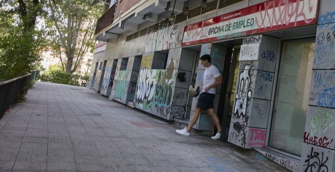 El paro sube en 40.428 personas en agosto y se sitúa por encima de los 2,9 millones de desempleados