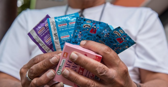 "Sal como quieras, pero no sin condones", la nueva campaña de Sanidad contra el VIH