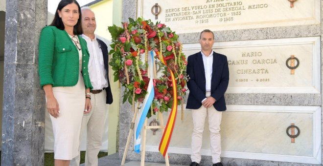 Los restos de Mario Camus ya descansan en el Panteón de Ilustres de Ciriego