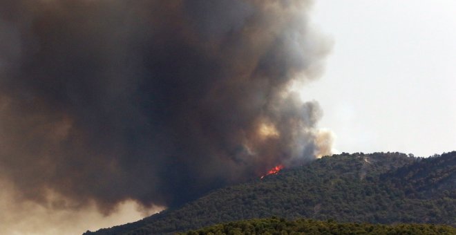 El incendio de Granada arrasa ya más de 5.000 hectáreas