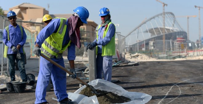 Aumenta la presión social para que la FIFA indemnice a los trabajadores explotados en las obras del Mundial de Catar