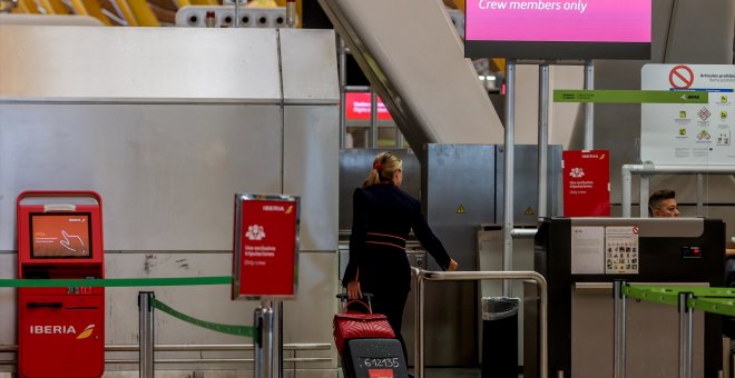 Sanidad rebaja los controles sanitarios por la covid en los aeropuertos