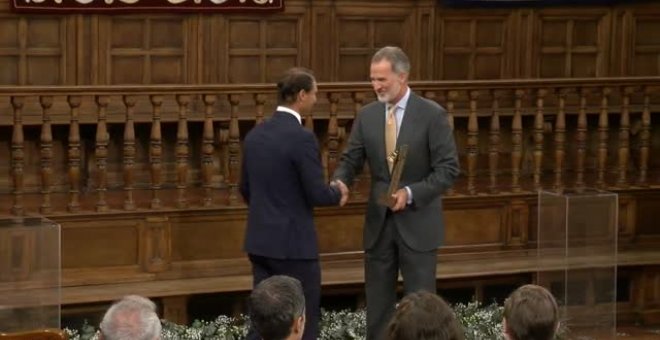 Felipe VI entrega el V Premio Camino Real a Rafa Nadal