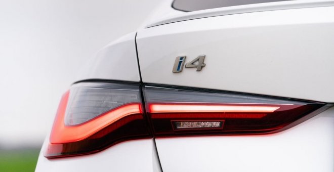 El BMW i4 eDrive35 llega a Europa con un precio muy similar al del Tesla Model 3
