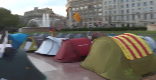 Acampada independentista en Plaza Cataluña