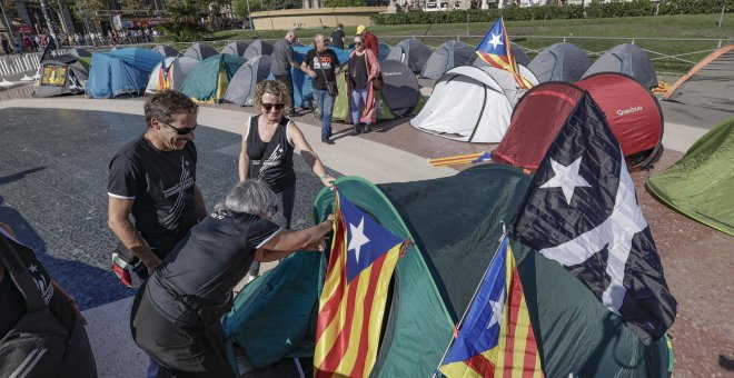 L'ANC acampa a la plaça Catalunya de Barcelona per denunciar la "justícia espanyola"