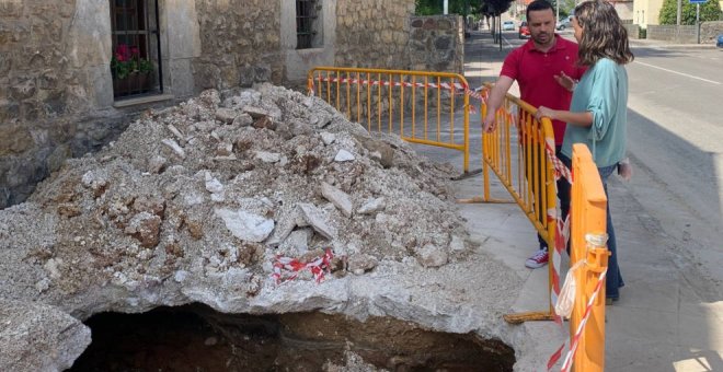 El PSOE critica el "despropósito" de las obras en la red de abastecimiento de Puente San Miguel