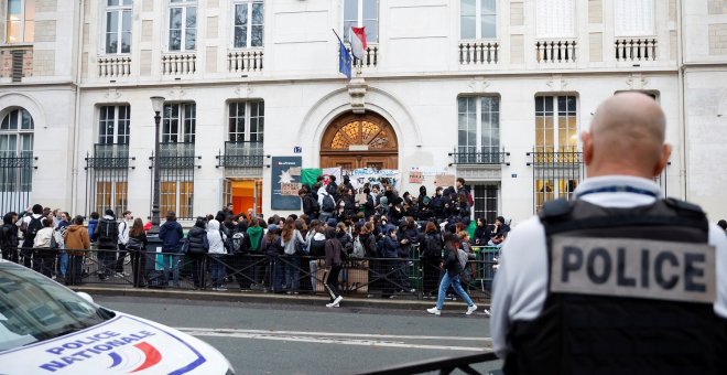 La huelga en Francia aumenta la presión sobre Macron por las subidas salariales