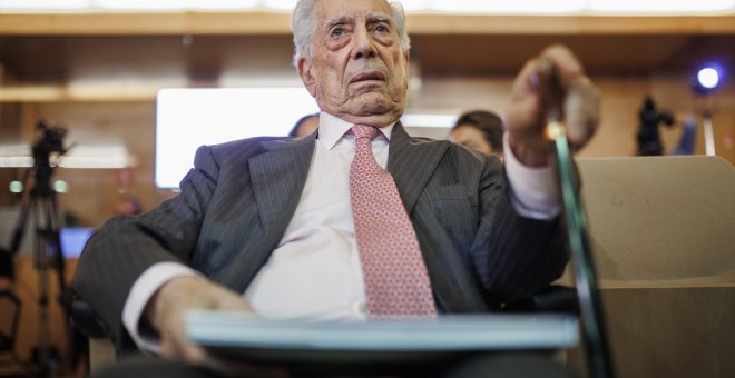 Vargas Llosa tiene un lapsus y compara a Ayuso con "Ronald Goebbels"