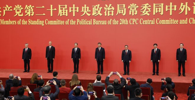 Xi Jinping renueva la cúpula del PCCh: ¿Quiénes son los hombres que le acompañan?