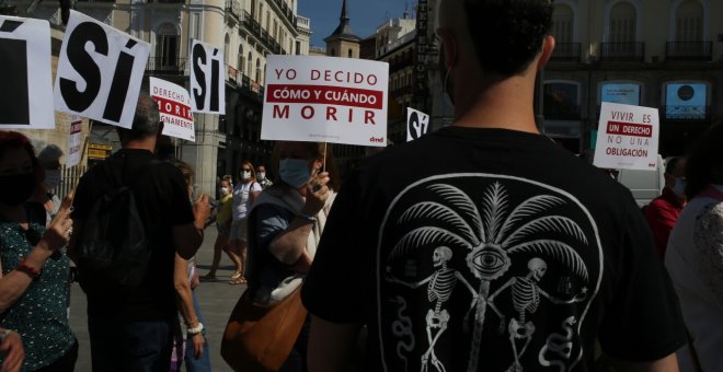 Tres personas enfermas denuncian las trabas para solicitar la eutanasia en Málaga
