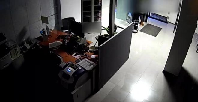 La Guardia Civil detiene a dos atracadores de bancos en Madrid y Guadalajara