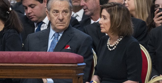 El marido de Nancy Pelosi, agredido "violentamente" en su casa de San Francisco