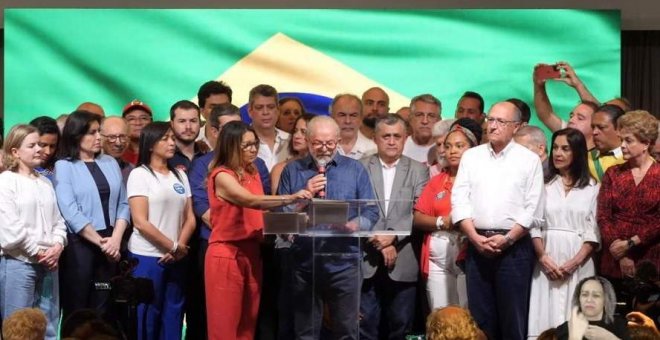 De la mano de Lula, la izquierda vuelve al poder en Brasil