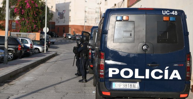 La Policía Nacional libera a una mujer retenida y torturada por su pareja en un pueblo de Cuenca